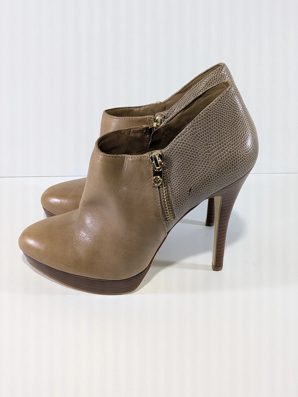 Michael Kors Leather & Lizard Texture Platform Heeled Booties Size 10M